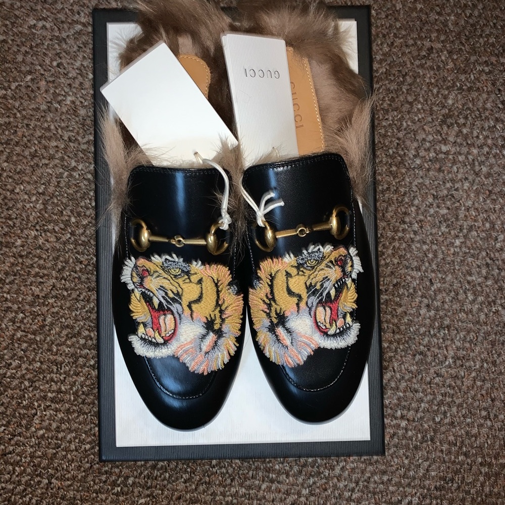 Authentic Gucci Princetown with fur (lamb wool) horsebit leather loafer